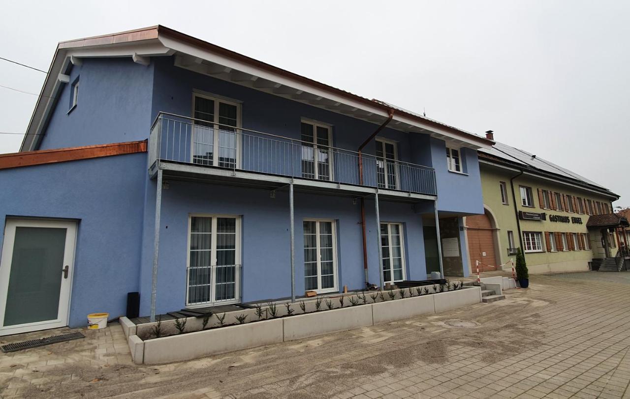 לאופנבורג Hotel-Gasthaus Engel Luttingen מראה חיצוני תמונה