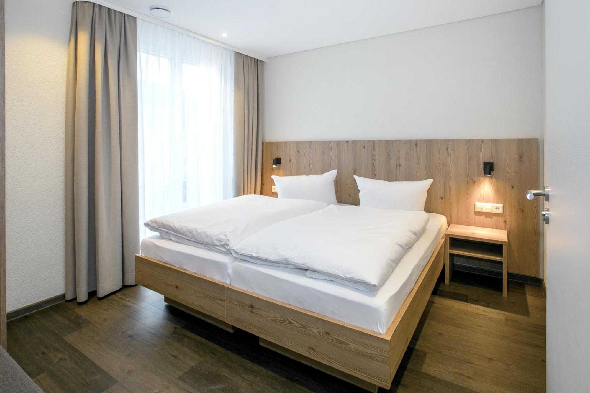לאופנבורג Hotel-Gasthaus Engel Luttingen חדר תמונה