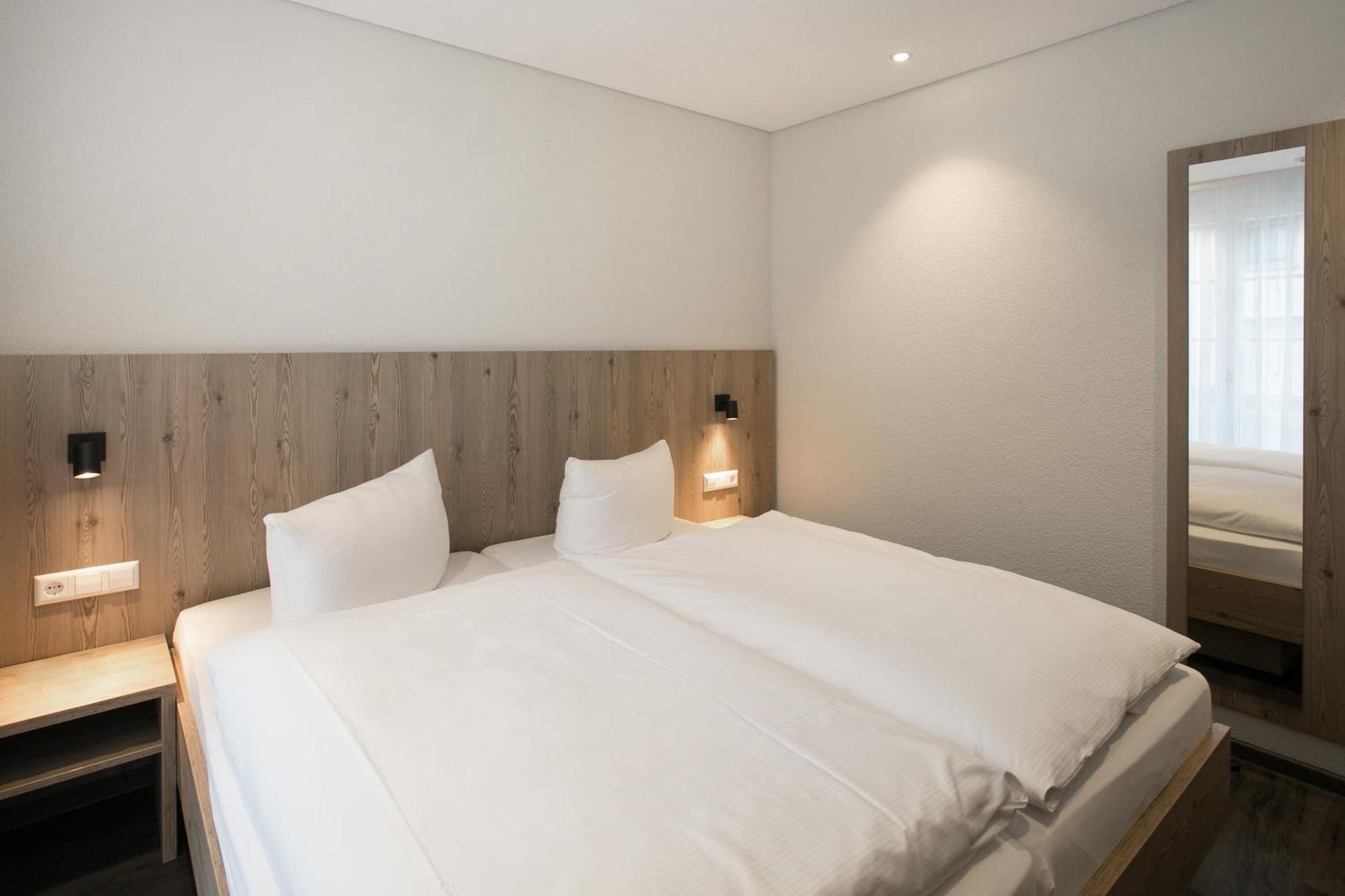לאופנבורג Hotel-Gasthaus Engel Luttingen חדר תמונה