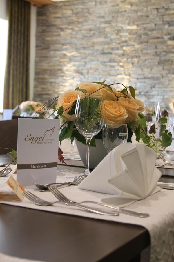 לאופנבורג Hotel-Gasthaus Engel Luttingen מראה חיצוני תמונה